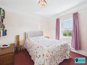 Bedroom- click for photo gallery